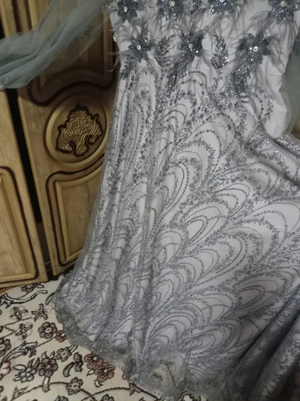 toy oqshomi uchun koylak salom sharfi bilan — фото 2