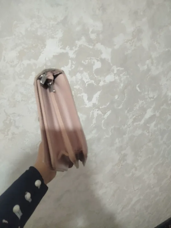 Ayollar va qizlarimiz un chiroyli sumkalar sotiladi 6 Ayollar va qizlarimiz un chiroyli sumkalar sotiladi 6