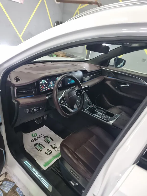 Jetour x90 plus 1.6 Turbo 6 Jetour x90 plus 1.6 Turbo 6