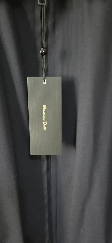 Massimo Dutti yengil kurtkasi, M o‘lcham 4 Massimo Dutti yengil kurtkasi, M o‘lcham 4