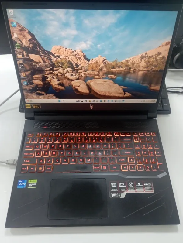 Acer Nitro V 16 | i7-14650HX / 32GB RAM / RTX 4050/ 165Hz 1 Acer Nitro V 16 | i7-14650HX / 32GB RAM / RTX 4050/ 165Hz 1