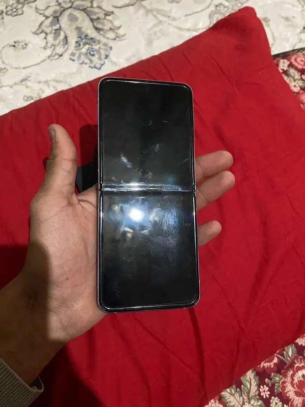 samsung z flips3 sotladi