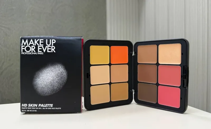 MAKE UP FOR EVER