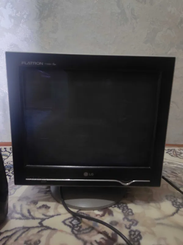 Монитор LG flatron T750BH plus 3 Монитор LG flatron T750BH plus 3