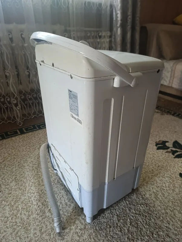 Продаю стиральную машину полуавтомат. Марка Haier. 3