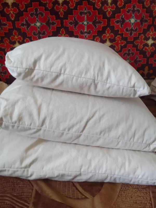 подушки перьевые 60×60,45×45,35×30.