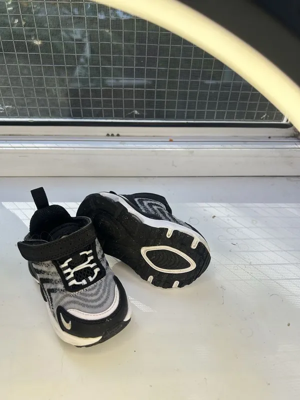 Детские кроссовки nike (оригинал) — фото 2 Детские кроссовки nike (оригинал) — фото 2
