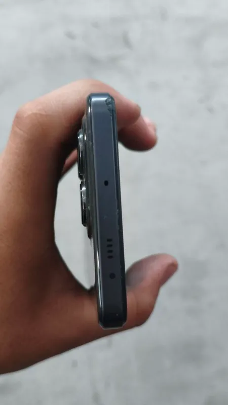 tecno pova 7 neo 8+8 256 1800 kelishamz