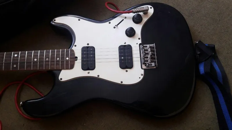 Электро Гитара Jolana strat