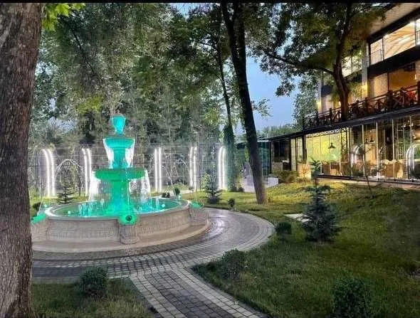 Ресторан 1150 м² | Яккасарай | 1 линия