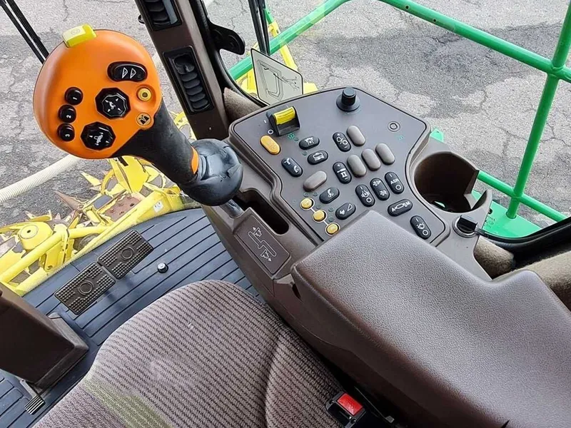 Кормоуборочный комбайн John Deere 7380 pro drive — фото 5