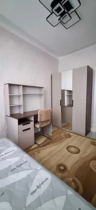 3-комнатная квартира, 60 м2, Яшнабад 2