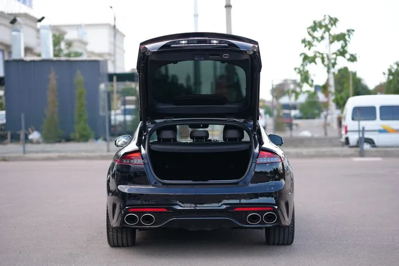 Kia Stinger 2023 7
