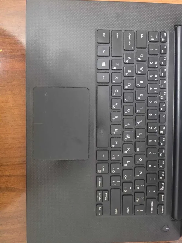 Dell Precision 5520 3