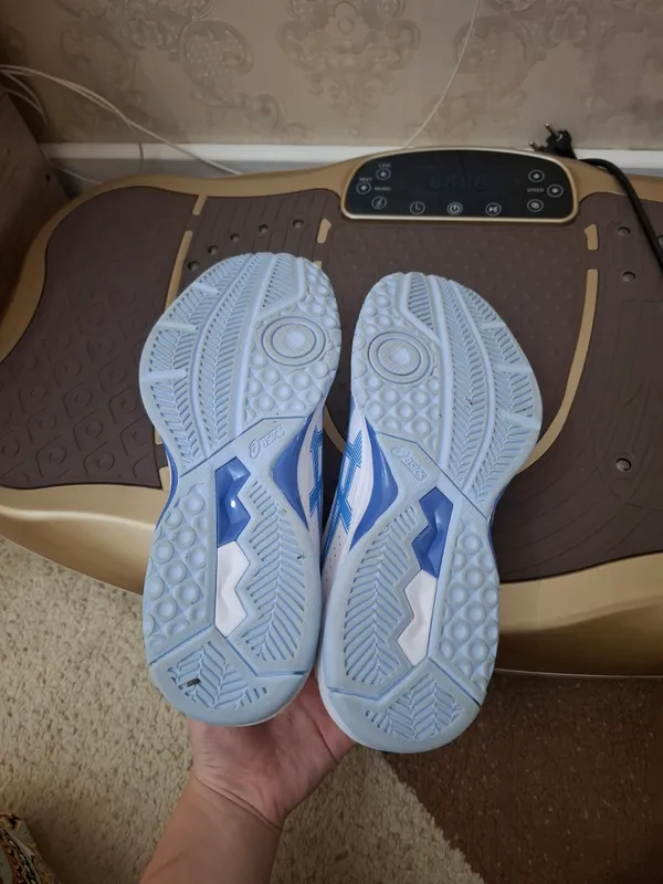 asics original krossovka 4
