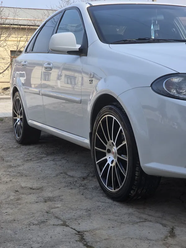 Daewoo Gentra evro 8 Daewoo Gentra evro 8