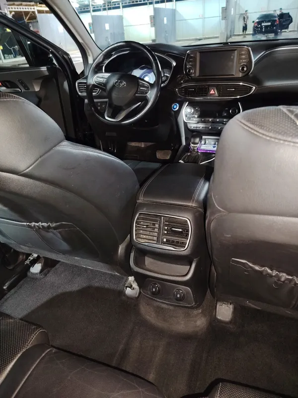 Hyundai Santa Fe 4 Hyundai Santa Fe 4