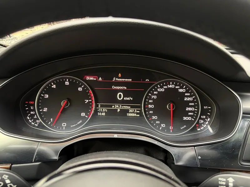 Audi A6 C7 3.0 TFSI Quattro Пневмо / Максимальная комплектация / Идеал — фото 9 Audi A6 C7 3.0 TFSI Quattro Пневмо / Максимальная комплектация / Идеал — фото 9