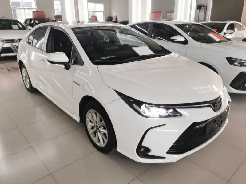 Toyota Corolla Dual-Motor 1.8L E-CVT Elite Edition 4 Toyota Corolla Dual-Motor 1.8L E-CVT Elite Edition 4