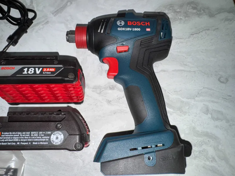 Аккумуляторный Гайковерт BOSCH GDX 18V-200 Professional 2