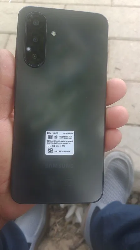 Samsung A17 256 xotira sotaman 2500000 som