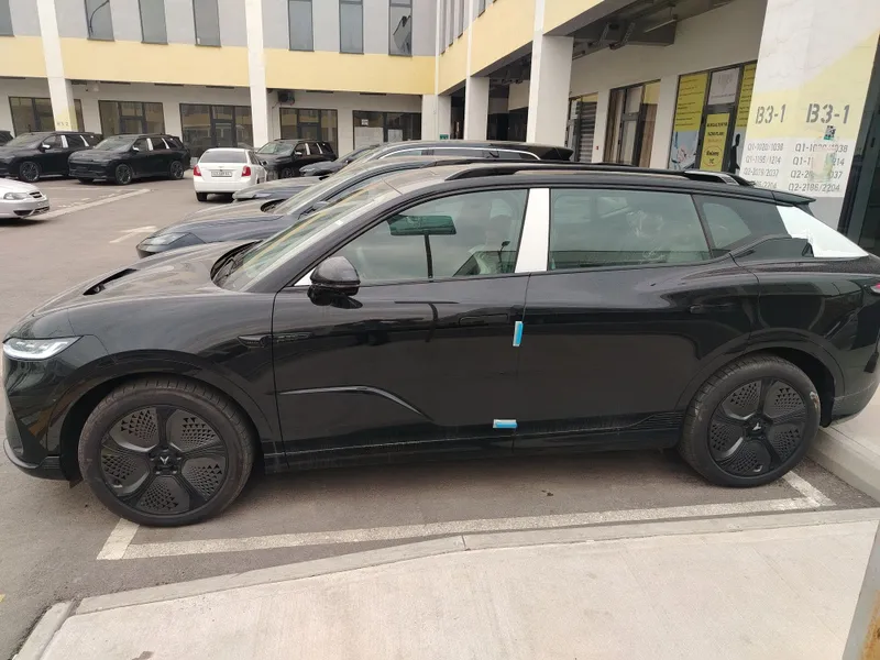Voyah courage elektro 4 AWD, eng fuli razgon 4.9 c , rus tili bonus — фото 2