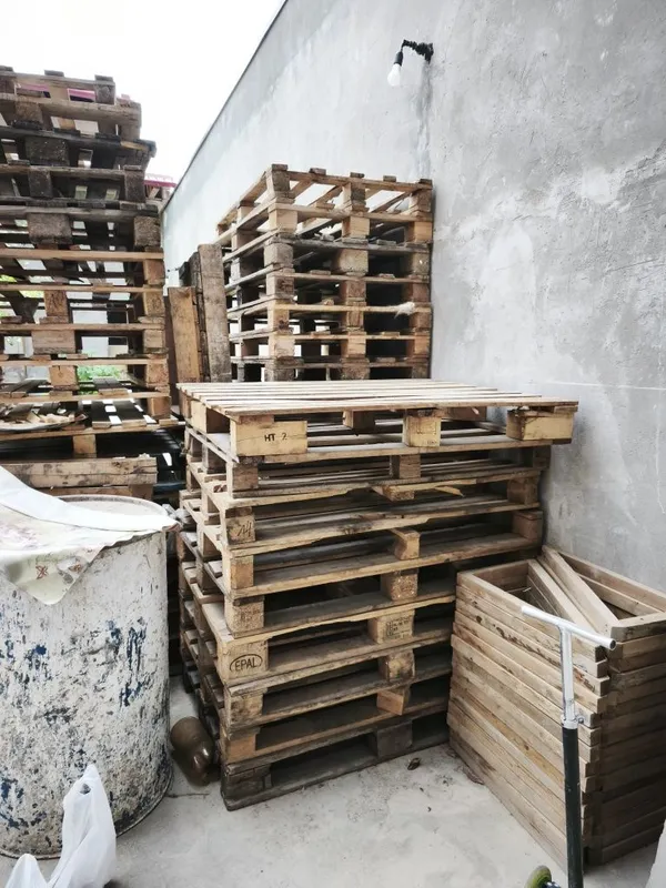 СРОЧНО! Продам евро поддоны (паллеты)