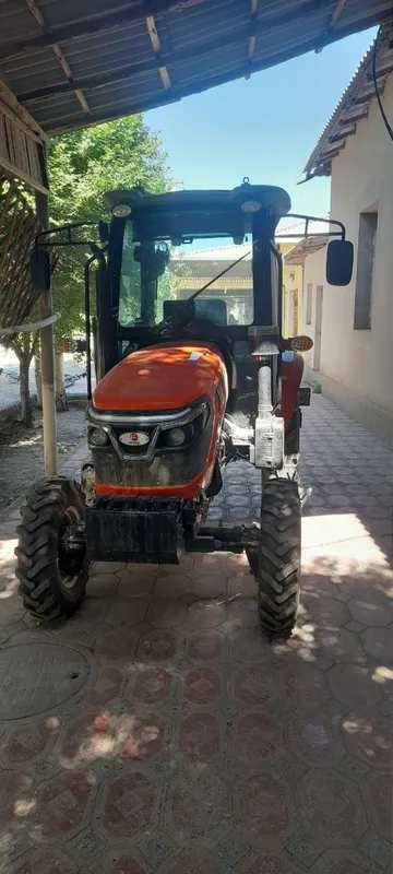 Tt504 traktor sotiladi