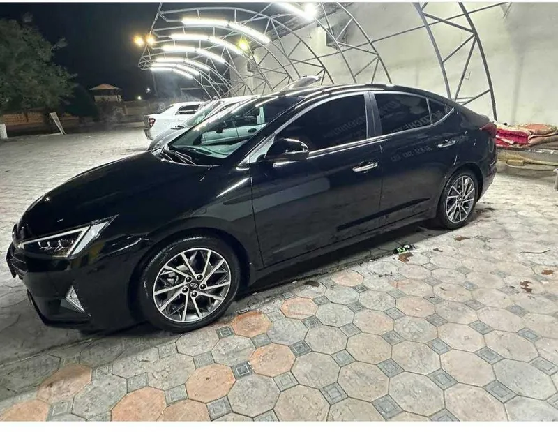 Hyundai Elantra 2020 Чёрный 4 Hyundai Elantra 2020 Чёрный 4