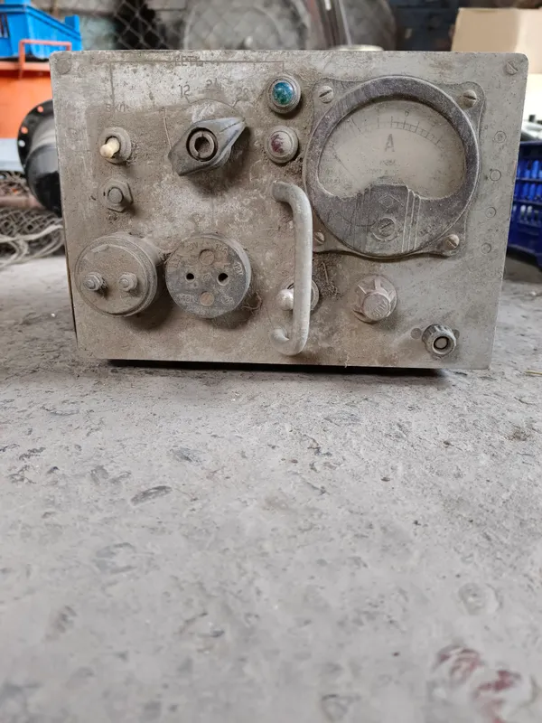 Ishga tushirish-zaryadlash qurilmasi 2 Ishga tushirish-zaryadlash qurilmasi 2