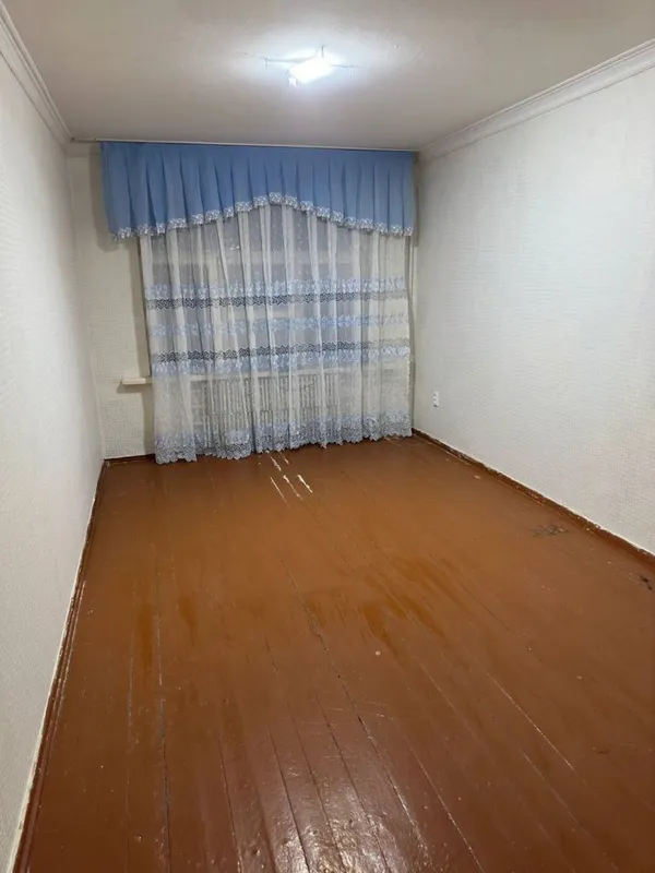 Продаеться 2 х комн. Квартира — фото 1