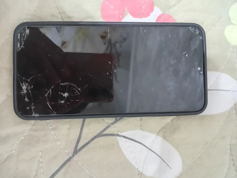 Телефон SAMSUNG GALAXY A10, память 32. 1 Телефон SAMSUNG GALAXY A10, память 32. 1