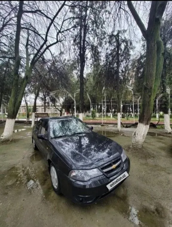 Нексия 2 чёрный