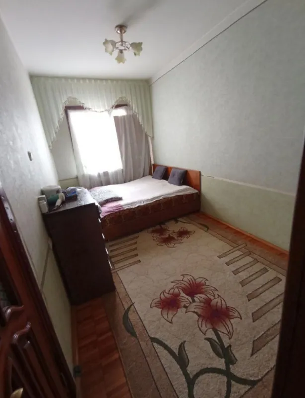 Аренда Карасу 1.  3/3/4 75м