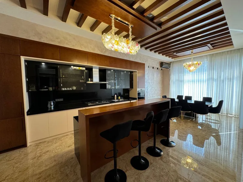6 xonali kvartira, 520 m2, Mirzo Ulug'bek 4