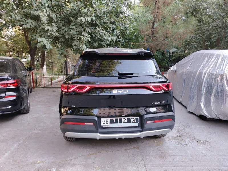 Авто BYD yuan up Ev 3 Авто BYD yuan up Ev 3