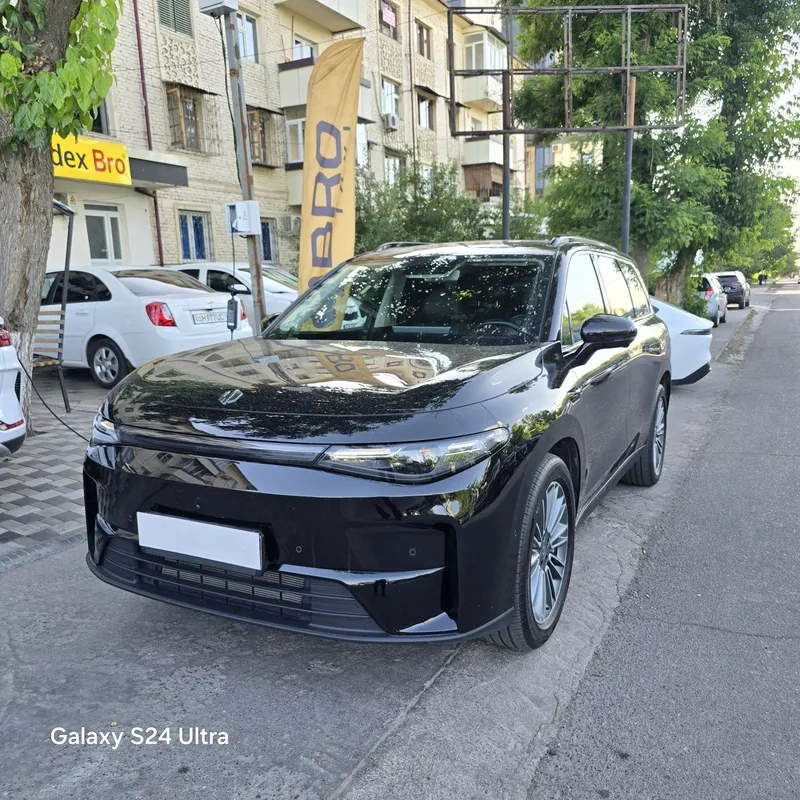 Leapmotor C16 sotiladi
