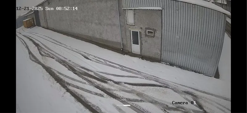 Райсентр Эшонгузарда Райгаз кўчада Склад ижарага берилади 1100-кв — фото 4