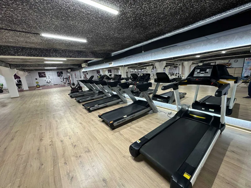 Тренажёрный зал "FITNESS PLANET" — фото 3