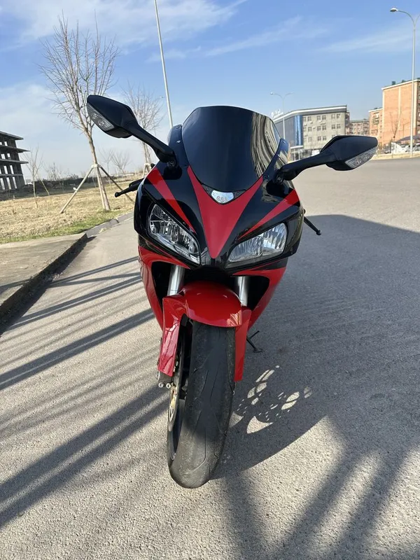 Срочно!! Продается Honda Sbr 1000 rr в идеальном состоянии док есть — фото 3