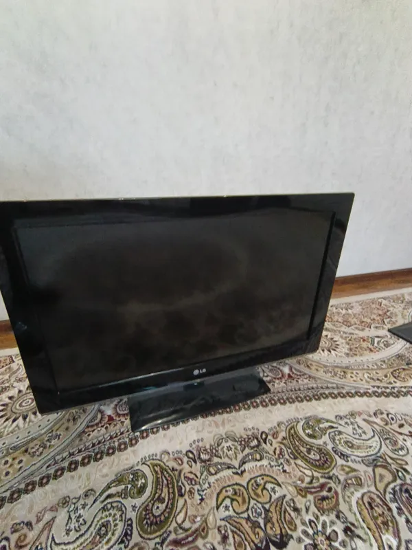 Телевизор LG 2