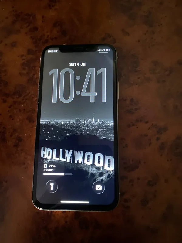 iPhone 11pro 64gb 73% 2