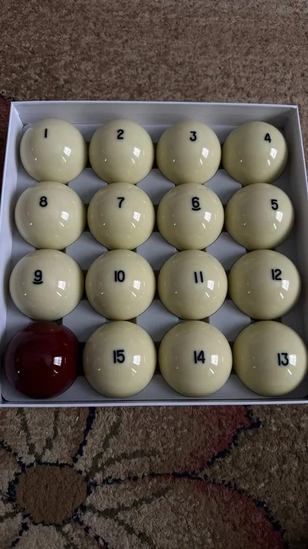 Бильярдный шары 68
