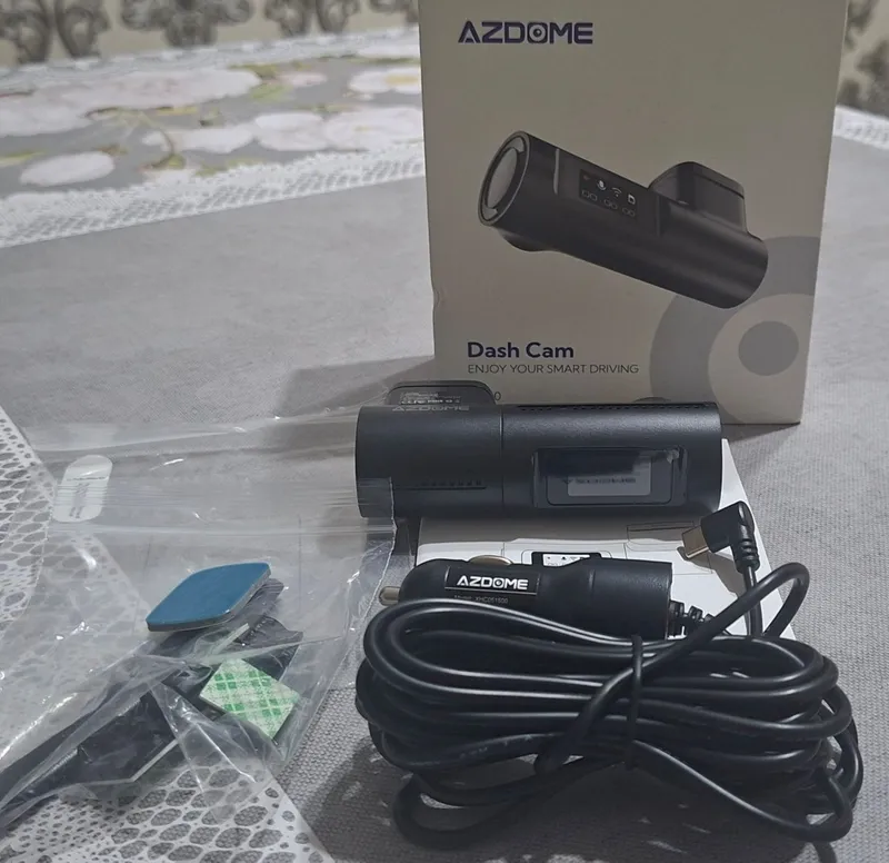 Продаётся видеорегистратор AZDOME M330. Запись в Full HD 1080P. 1 Продаётся видеорегистратор AZDOME M330. Запись в Full HD 1080P. 1