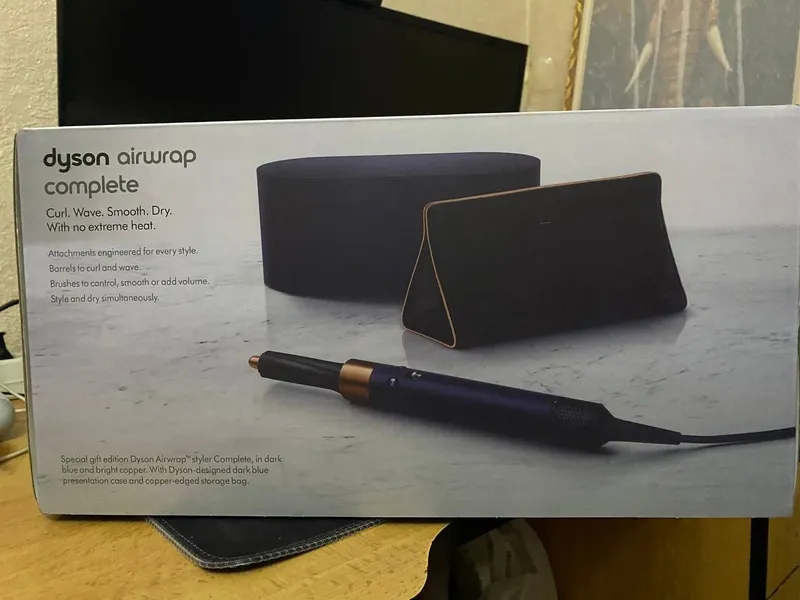 Продаю оригинальный стайлер Dyson Airwrap Complete 2
