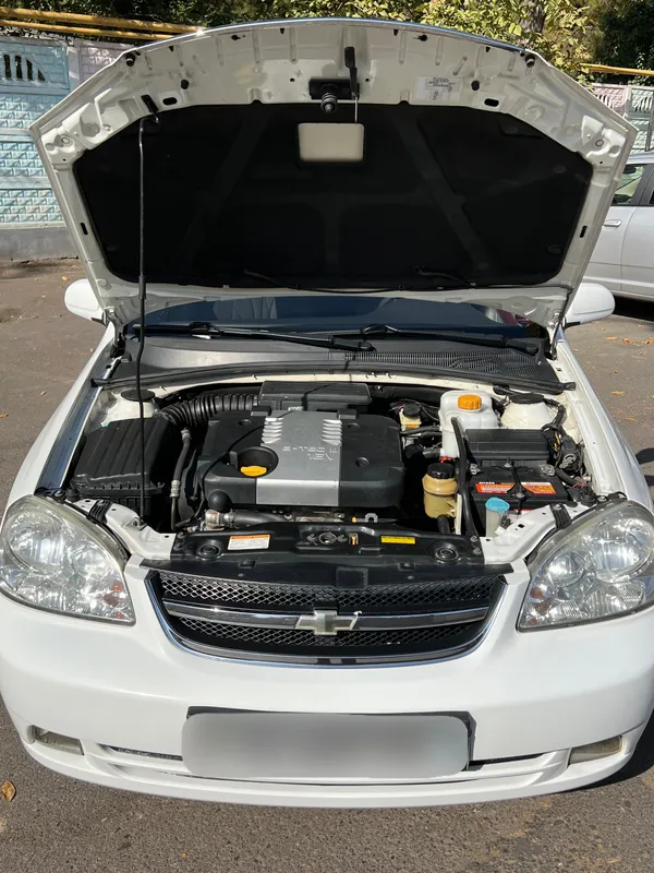 Lacetti 1.8 4