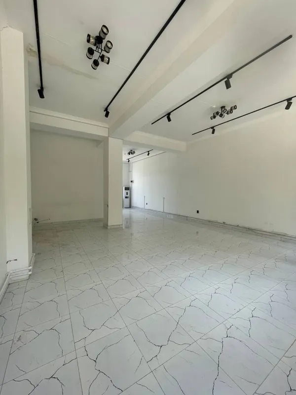 Срочно! Продается Коммерция ТТЗ 190м² 1-линия 1 этаж + подвал — фото 2