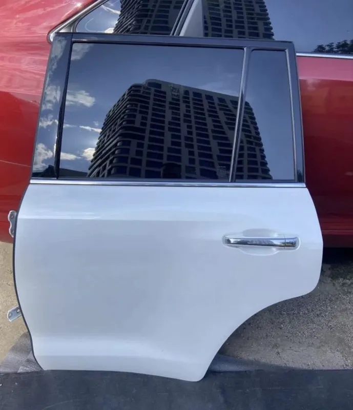 Дверь Lexus LX570 LX450d 2021