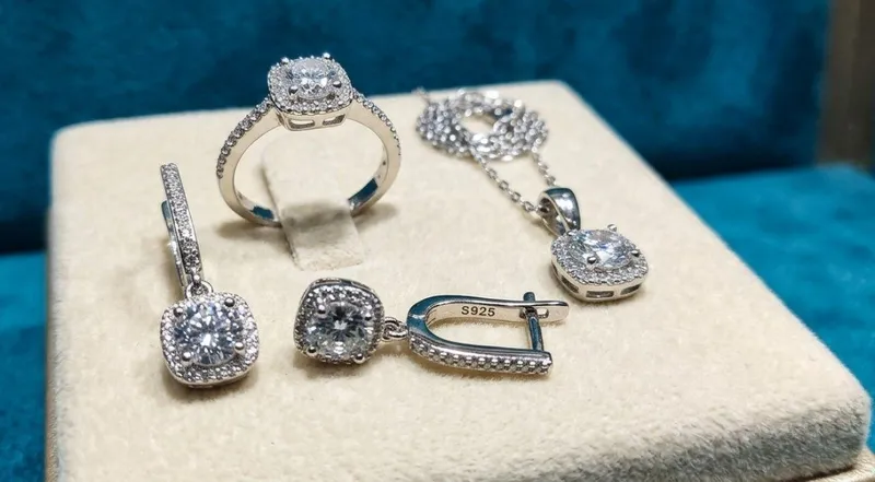 Серебро 925 проба Italy Swarovski 10