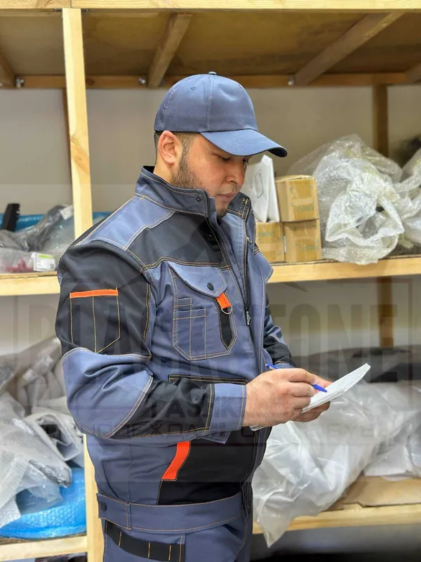 Maxsus kiyim, ombor va qurilish xodimlari uchun forma 2 Maxsus kiyim, ombor va qurilish xodimlari uchun forma 2